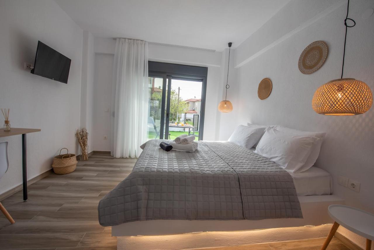 Alios Gaia - Seaside Apartments Nikiti  Exteriör bild